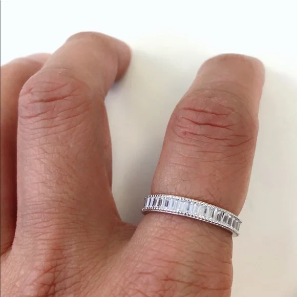 sterling silver 925 eternity ring - Picture 3 of 7